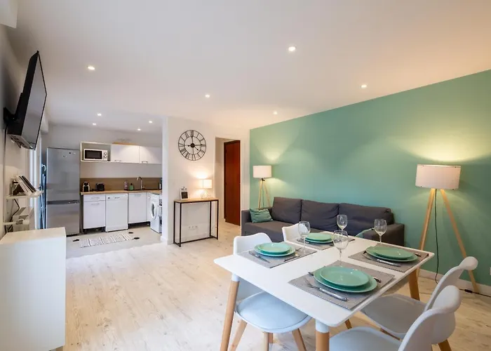 Meuble 2 Etoiles, Wifi, A 2 Pas Des Plages