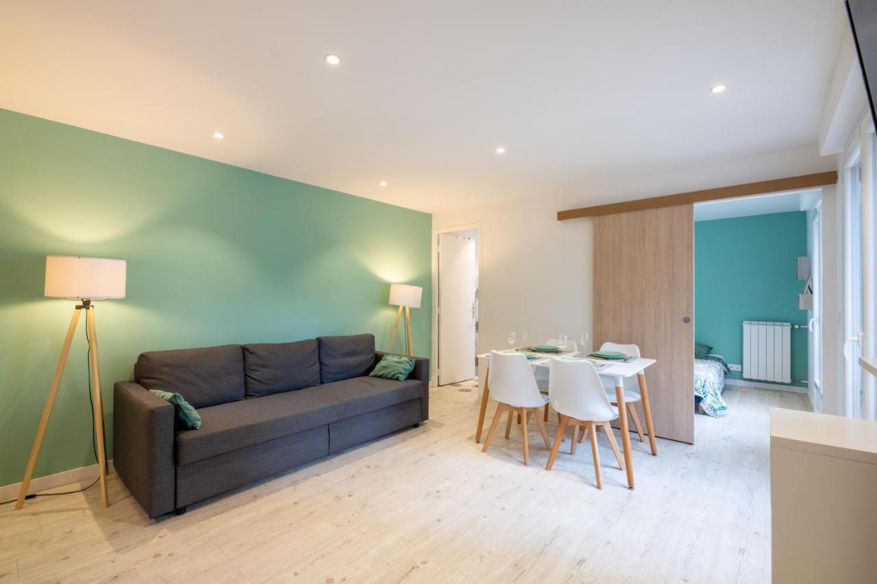 Meuble 2 Etoiles, Wifi, A 2 Pas Des Plages Fréjus