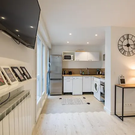 Meublé 2 étoiles, WIFI, à 2 pas des plages Fréjus Exterior foto