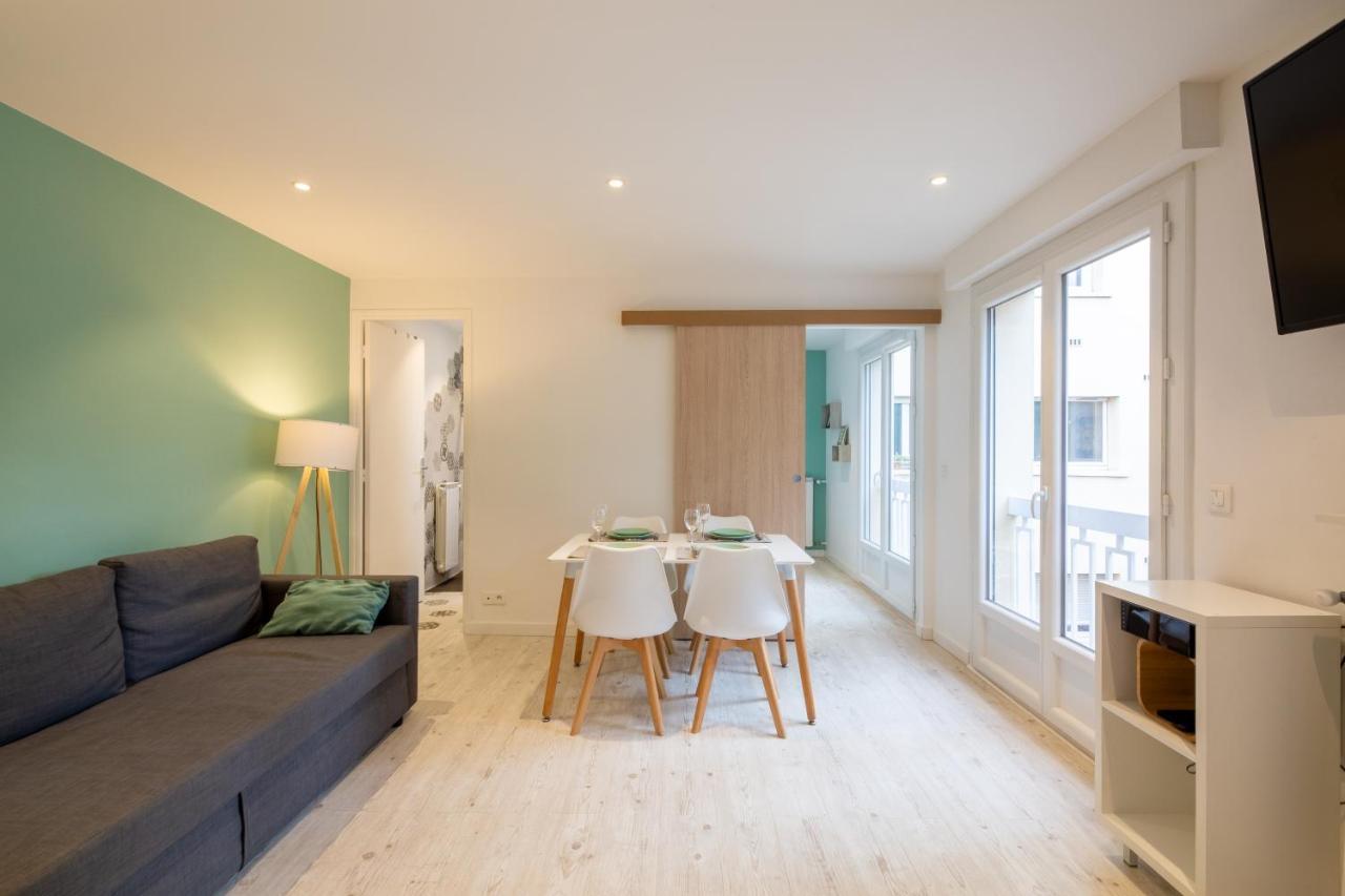 Meuble 2 Etoiles, Wifi, A 2 Pas Des Plages * Frejus